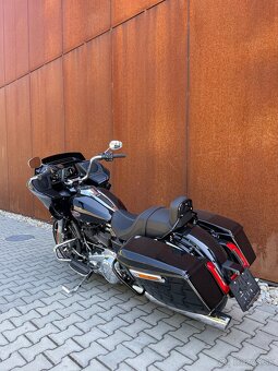 Harley-Davidson Road Glide 2025 - 6