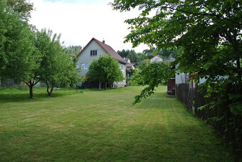 Exkluzívne - rodinný dom Marček na veľkom pozemku pri vode - 6