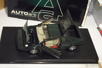 1:18 Lotus Esprit - 6