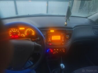 Kia Rio 1.4 benzín Rezervovaná - 6
