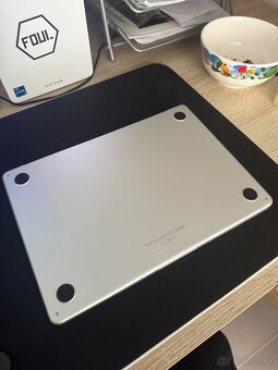 Predám macbook air m2 2022 - 6
