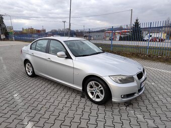 BMW 3 / E90 / 318d / r.v. 2010 / automatická prevodovka - 6