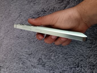 Samsung galaxy s24 - 6