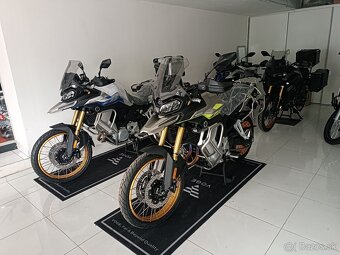 Voge 900 DSX - 6