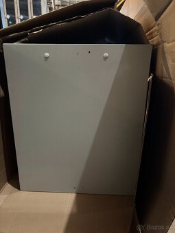 4-dverové šatníkové skrine typu Z - použité - 6