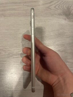 Iphone 8+ - 6