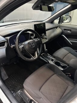 Toyota Corolla Cross 2,0 STYLE - 6