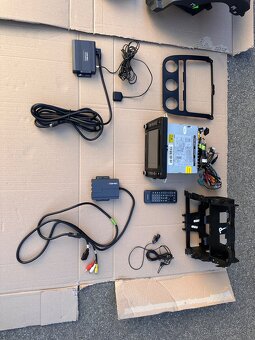 Zenec ZE-MC2000 radio do auta golf 5 - 6