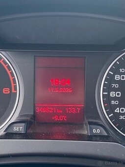 Audi a4 b8 2.0 tdi 105 kW - 6
