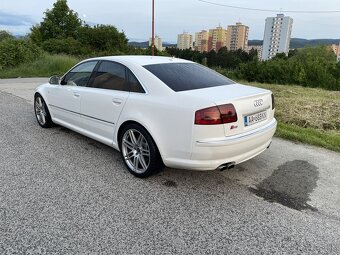 Audi s8 D3 5.2 v10 fsi - 6