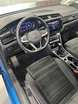 VW Touran 7-miest 2023 Pano/Virtual/Matrix/Dynaudio - 6