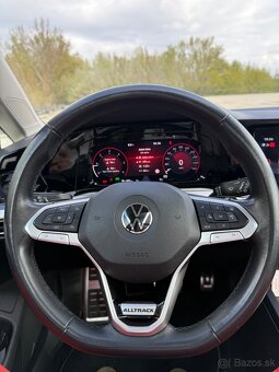 Volkwagen Golf Alltrack 2.0TDI 4MOTION DSG Matrix Pano - 6