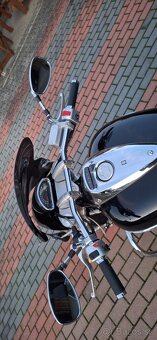 Suzuki Intruder VZ 1500 - 6