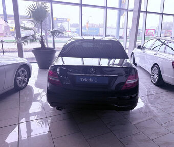 Mercedes Benz C220 CDi AMG Optik SK ŠPZ  - 6
