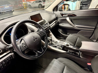 Mitsubishi Eclipse Cross 2021 1.5T Intense CVT 2WD + ťažné - 6