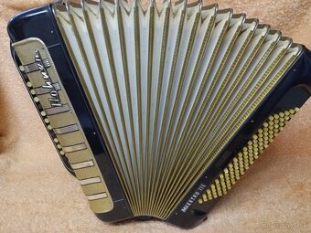 gombíkový chromatický akordeon Hohner Maestro lll. 96 bas - 6