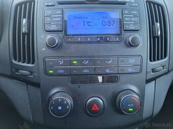 HYUNDAI I30 1,6 CRDI ROK 2012 - 6