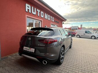 Alfa Romeo Stelvio 2.2 JTDM Q4 Lusso - 6