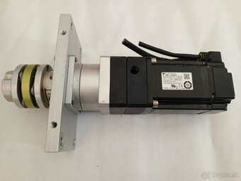 Servomotor - 6