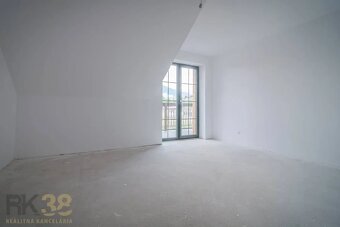 Priestranný 2-izbový byt s krásnym výhľadom na Vysoké Tatry - 6