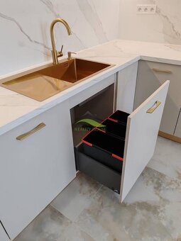 EXKLUZIVNE .... Luxusný 3 izbový byt na Hollého v Michalovc - 6