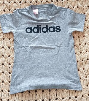 Balík dámskeho oblečenia - 6