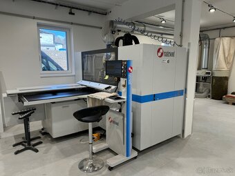 CNC vŕtací/frézovací drevoobrábací stroj - 6