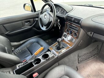 Bmw z 3.0i facelift manual - 6