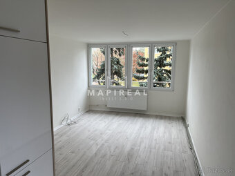 NOVINKA NOVOREKONŠTRUOVANÝ 3-izb. byt, Košice - Západ, - 6