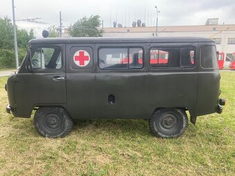 UAZ 452A - Buchanka - 6