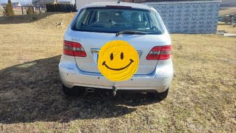 Mercedes-Benz B180 - 6