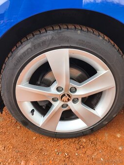 Škoda Fabia 1.0 TSI 2020 Navigace/senzory/servis - 6