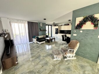 Krásny 4 izbový dom 124 m2 pozemok 627 m2, Galanta Kolónia - 6