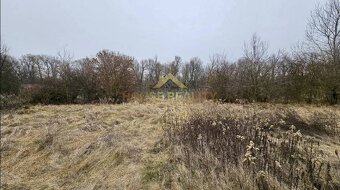 Slnečný pozemok pri vode Malý Dunaj, Nová Dedinka, okres Sen - 6