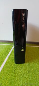 Xbox 360 + volant + ovladace + hry+ kinetic - 6