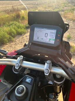 Honda X ADV 750cm3 43 kw 7/2024 - 6