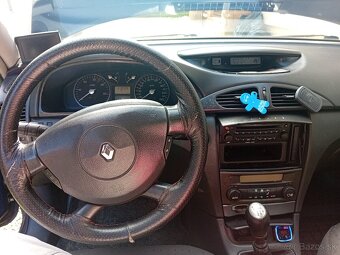 Renault laguna2 1.9 dci 79kw - 6