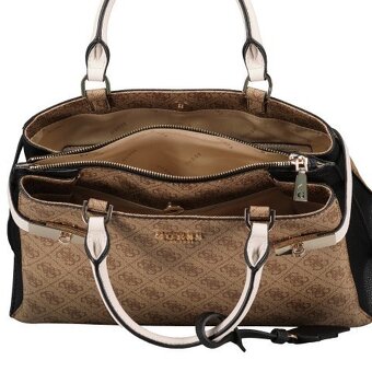 Dokonalá kabelka Guess, PC 179,- € - 6