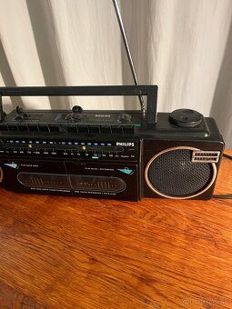 Rádiomagnetofón Philips - 6