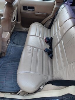 JEEP CHEROKEE XJ 4.0 - 6