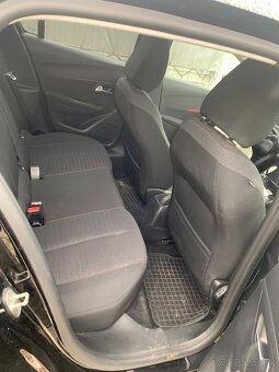 Predám Peugeot 208 1.2 PureTech 2020 búrané - 6