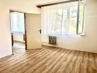 2-izbový byt blízko centra Senice – ideálna investícia... - 6