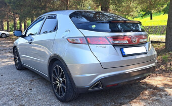 Honda Civic 1.8 iVTEC 103kW, LPG - 6