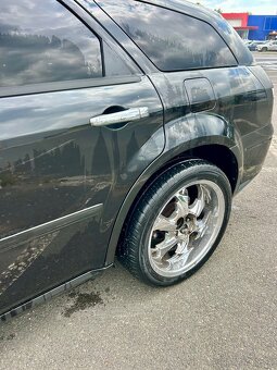 Dodge Magnum - 6