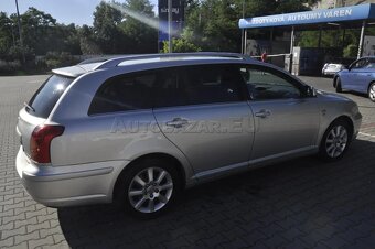 Toyota Avensis Combi 2.2 D-4D Exclusive - 6