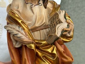 Malovaná dřevěná socha sv. Jan Evangelista apoštol - 6