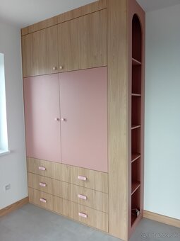 Kuchynské linky, stavané skrine. Interier na komplet - 6