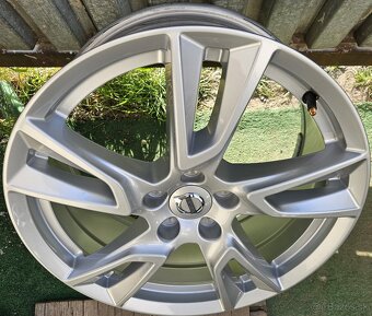 Nové, originálne disky VOLVO - 5x108 R18 - 6