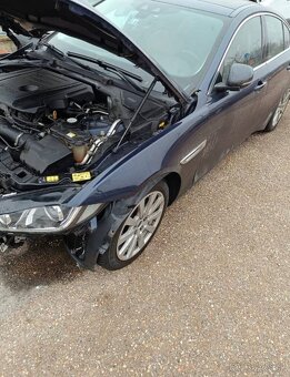Jaguar XE 2.0 I4D 120kw Prestige AT model 2015-2024 - 6