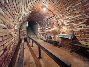 Vínny domček pre majstra vinára - 6